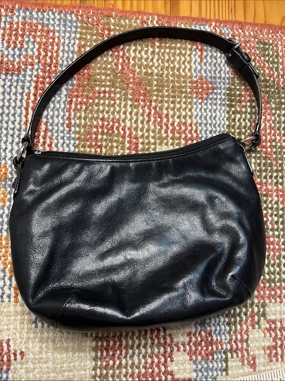 Coach Kristin Hobo Bag Black Leather Silver Turn Lock EUC - Picture 8 of 10
